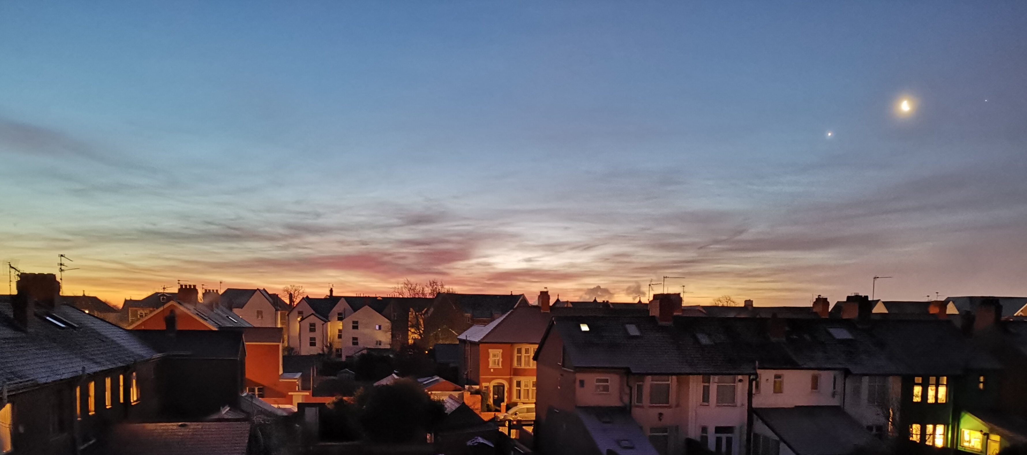 The inclusion of a suburb skyline and the 'golden hour' glow make this image of Venus, Jupiter and nearly full Moon sing. It was captured by Jamie Carter using an iPhone 7