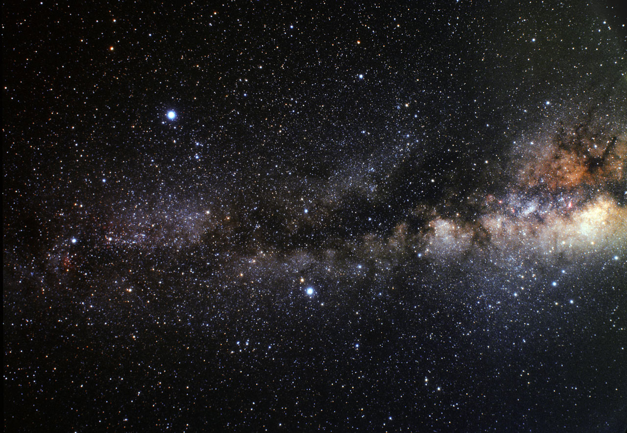 The stars of the Summer Triangle asterism. Star Vega (top left), is the 5th brightest star in the night sky, and its light takes 25 years to reach Earth. Credit: A. Fujii