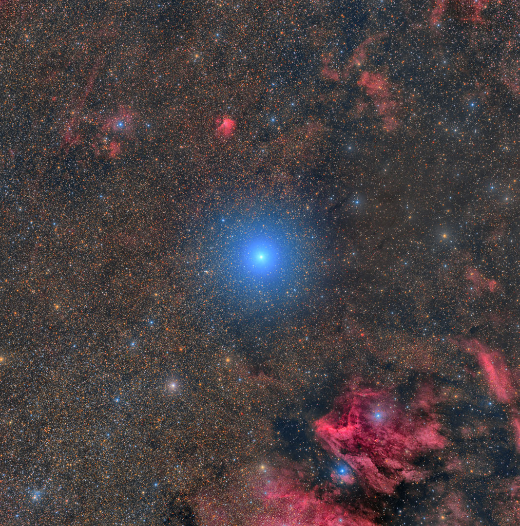 Light from star Deneb takes 1,400 lightyears to reach Earth. Credit: Diptiman Nandy