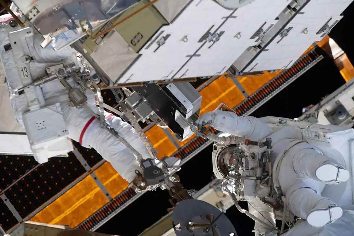NASA astronauts Jessica Meir (left) and Christina Koch during a spacewalk outside the International Space Station. Credit: NASA