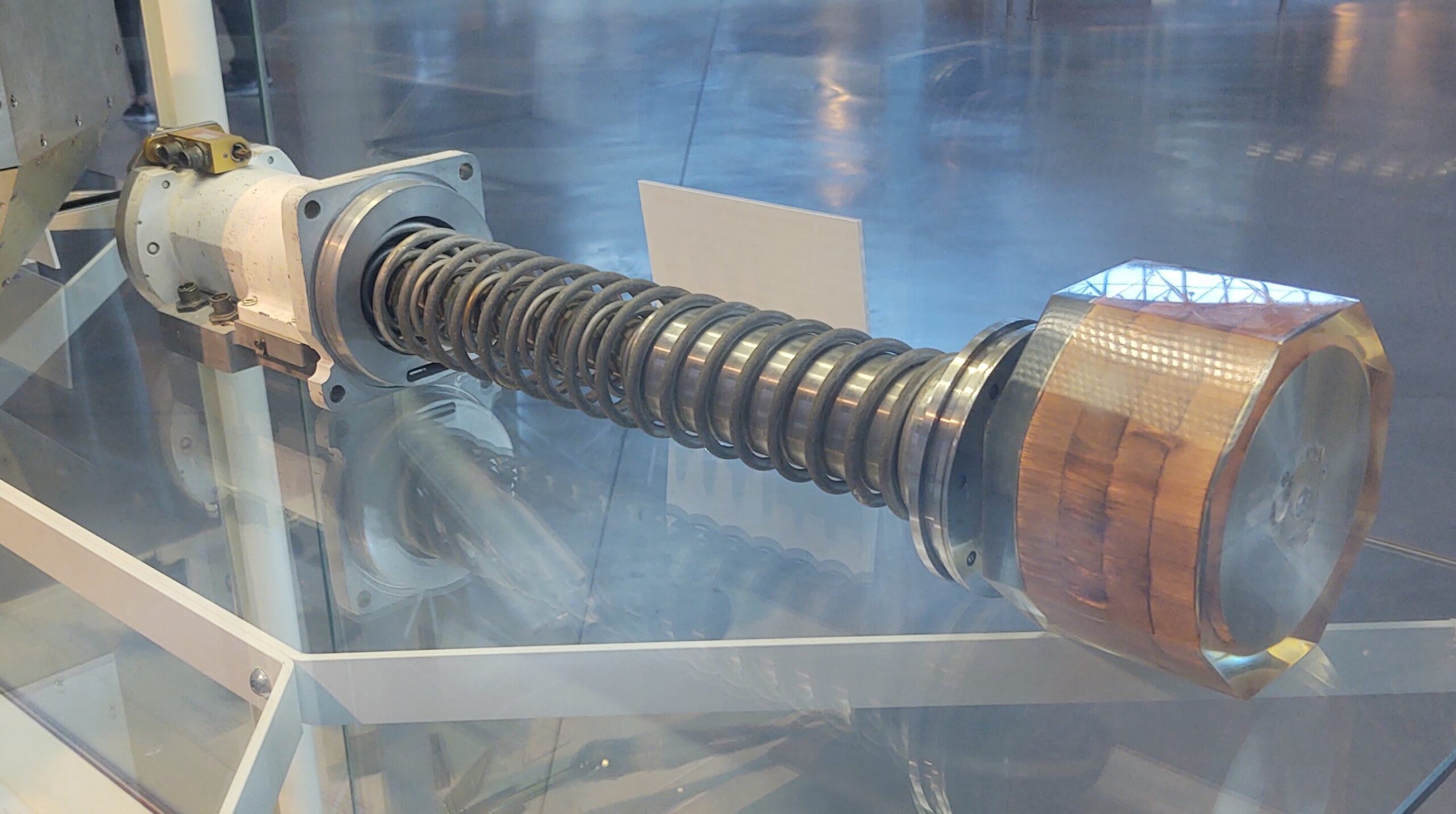 Dipole dispenser for the West Ford program on display at the Steven F. Udvar-Hazy center. Credit: GeneralNotability / Wiki / CC BY-SA 4.0