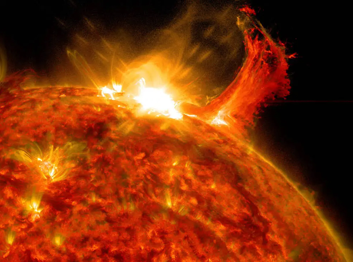 NASA Solar Dynamics Observatory image of a solar flare. What would happen if a Carrington Event solar storm occurred today? Credit: NASA/SDO