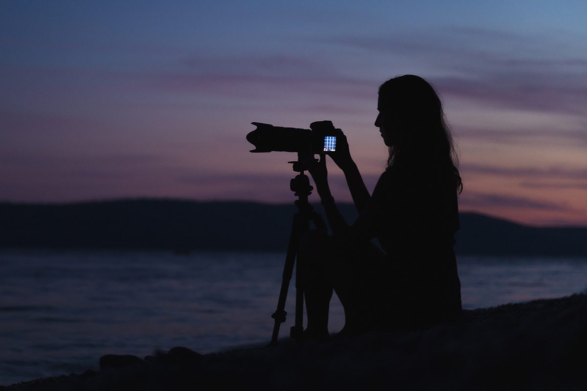 How to use a DSLR camera. Credit: Gajus / iStock / Getty Images Plus