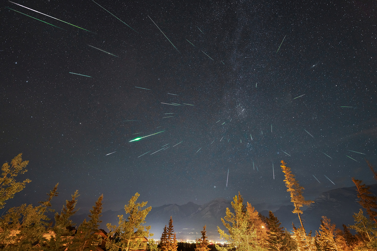 Perseid meteor shower above Canmore in the Canadian Rockies, Alberta, Canada. Credit: Credit: Nick Fitzhardinge / Getty Images