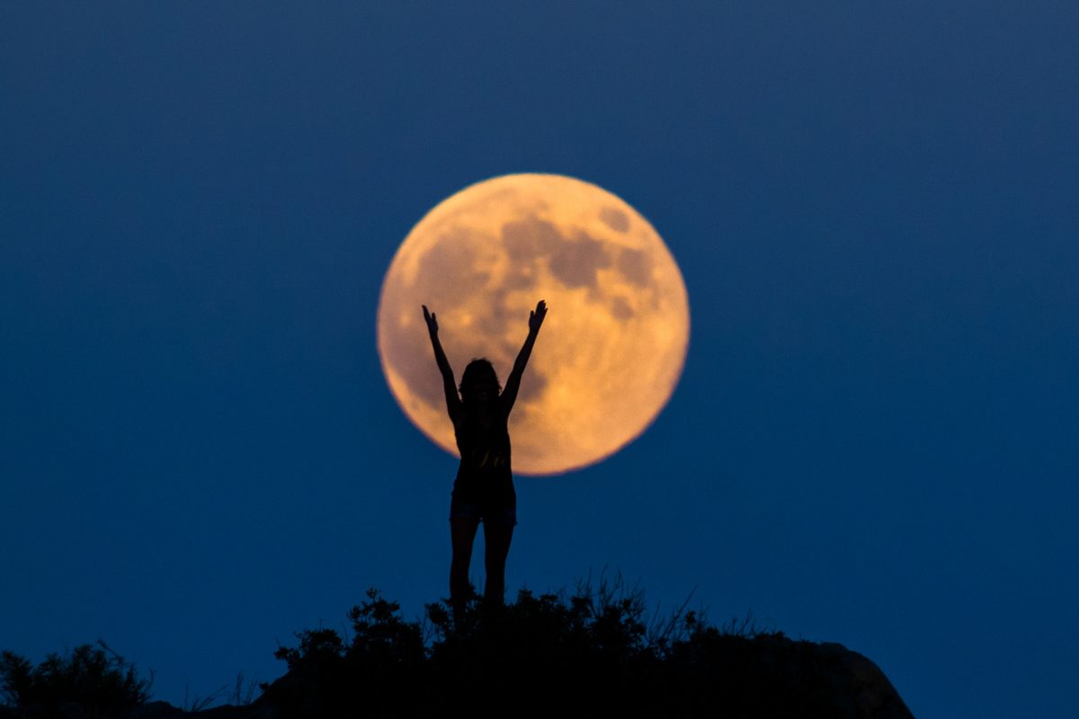 Full Moon. Credit: Manuel Breva Colmeiro / Getty Images