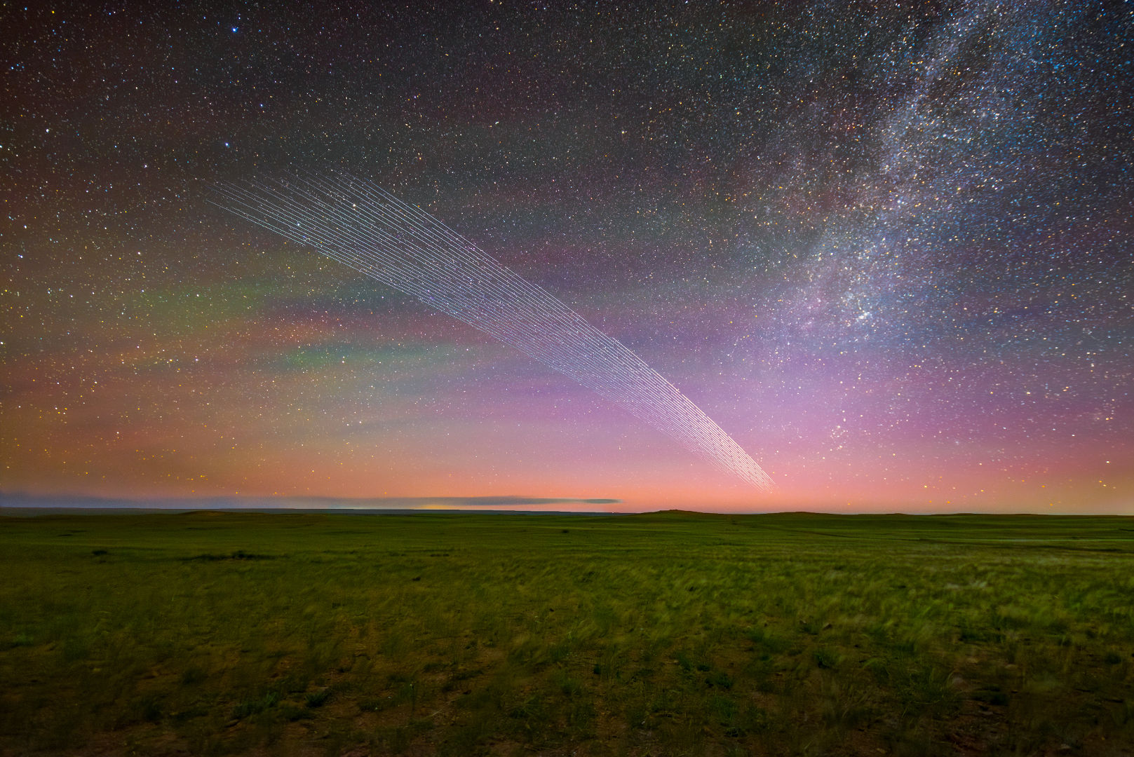 Starlink satellite trails Chao Wang, Ulanqab City, Inner Mongolia, China, 2 June 2025 Equipment: Nikon D750 camera, Sigma Art 14mm lens, Marsace ET-2541s tripod
