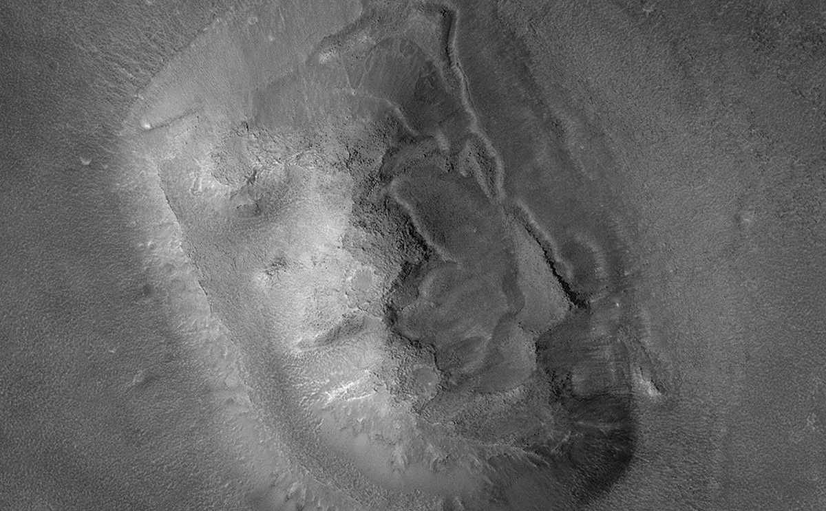 The 'face on Mars' captured by the Mars Global Surveyor orbiter on 8 April 2001. Credit: NASA/JPL-Caltech