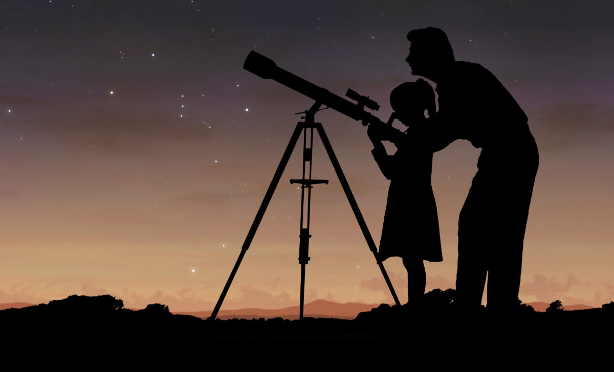 Star-hopping is a great way of getting kids to learn their way around the night sky. Credit: Mark Garlick / Science Photo Library Star-hopping is a great way of getting kids to learn their way around the night sky. Credit: Mark Garlick / Science Photo Library