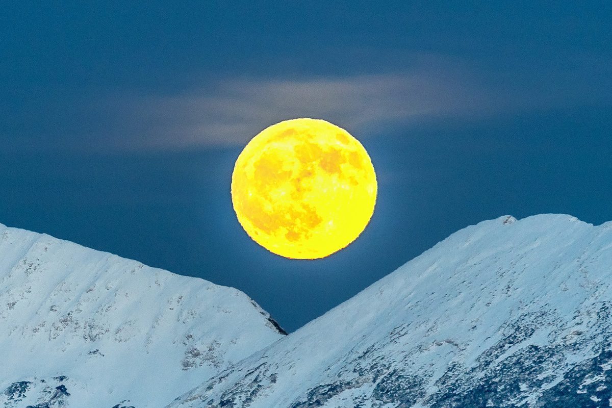 Launching a rocket from a mountain top might seem like a good idea, but how do we get the rocket all the way up there? Credit: Pavliha / Getty Images
