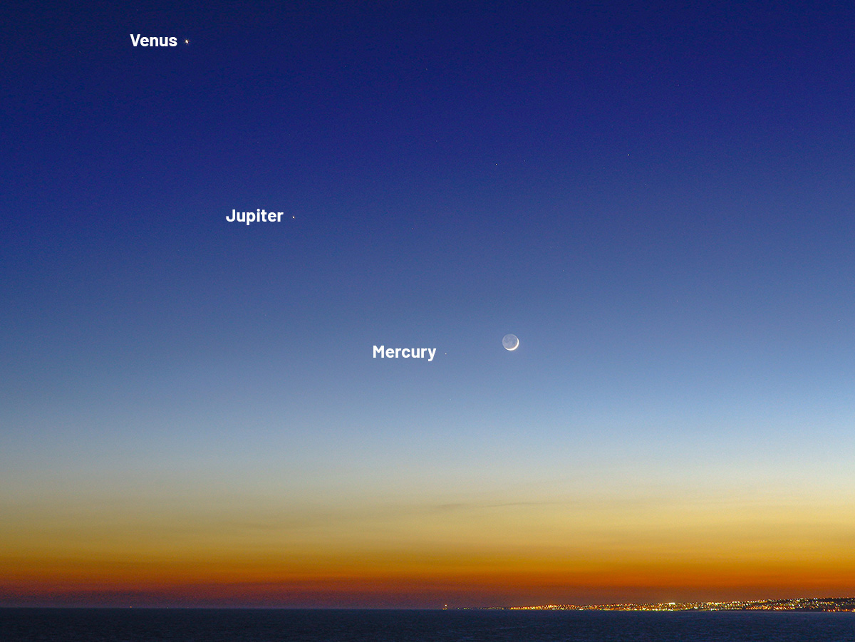 Giovanni Passalacqua captured this shot of the crescent Moon with Mercury, Jupiter and Venus over Sicily, Italy, 16 June 2026 at 21:40 local time. Equipment: Canon EOS R DSLR camera, Sigma 150mm lens, Manfrotto tripod.
Exposure: ISO 400, f/4.0, 3s
Software: Photoshop