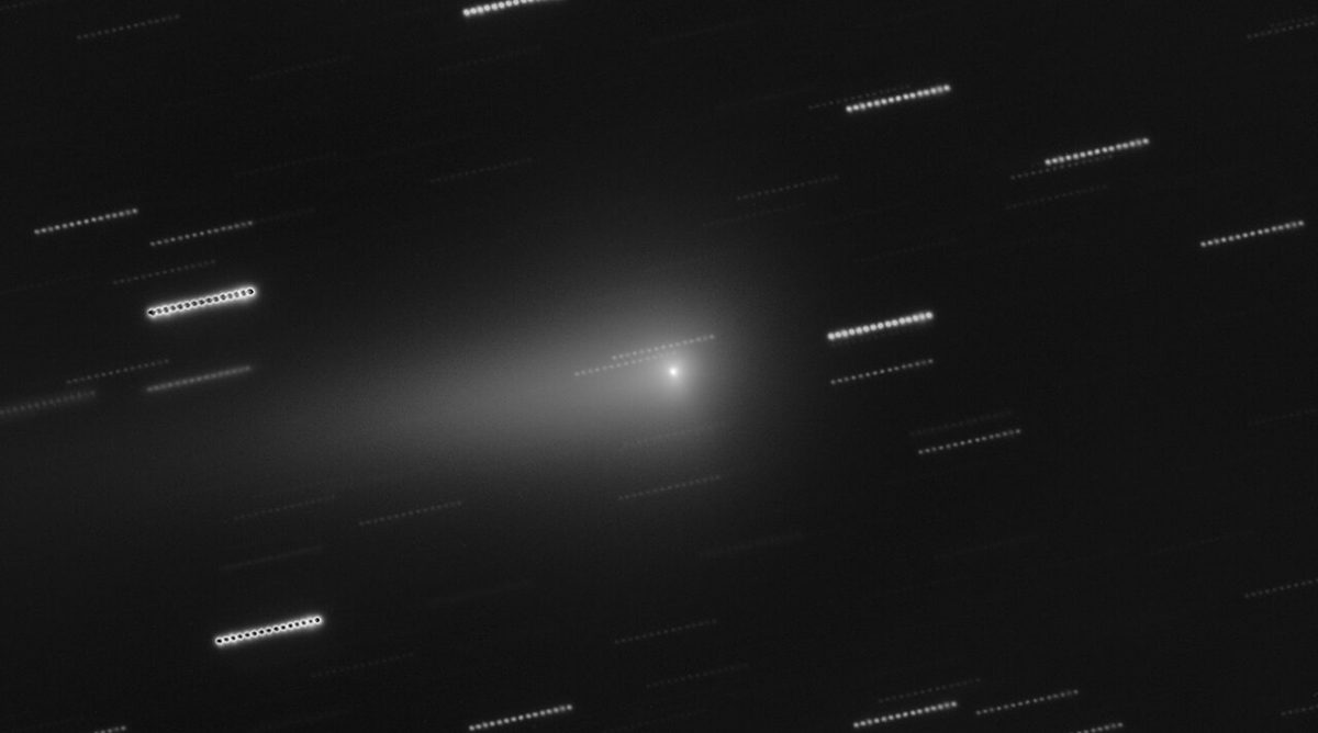 Interstellar comet 3I/ATLAS captured on 18 January 2026 with the FORS2 instrument on ESO’s Very Large Telescope. Background stars appear as streaks, because the telescope was focussed on tracking the comet across the sky. Credit: ESO/O. Hainaut