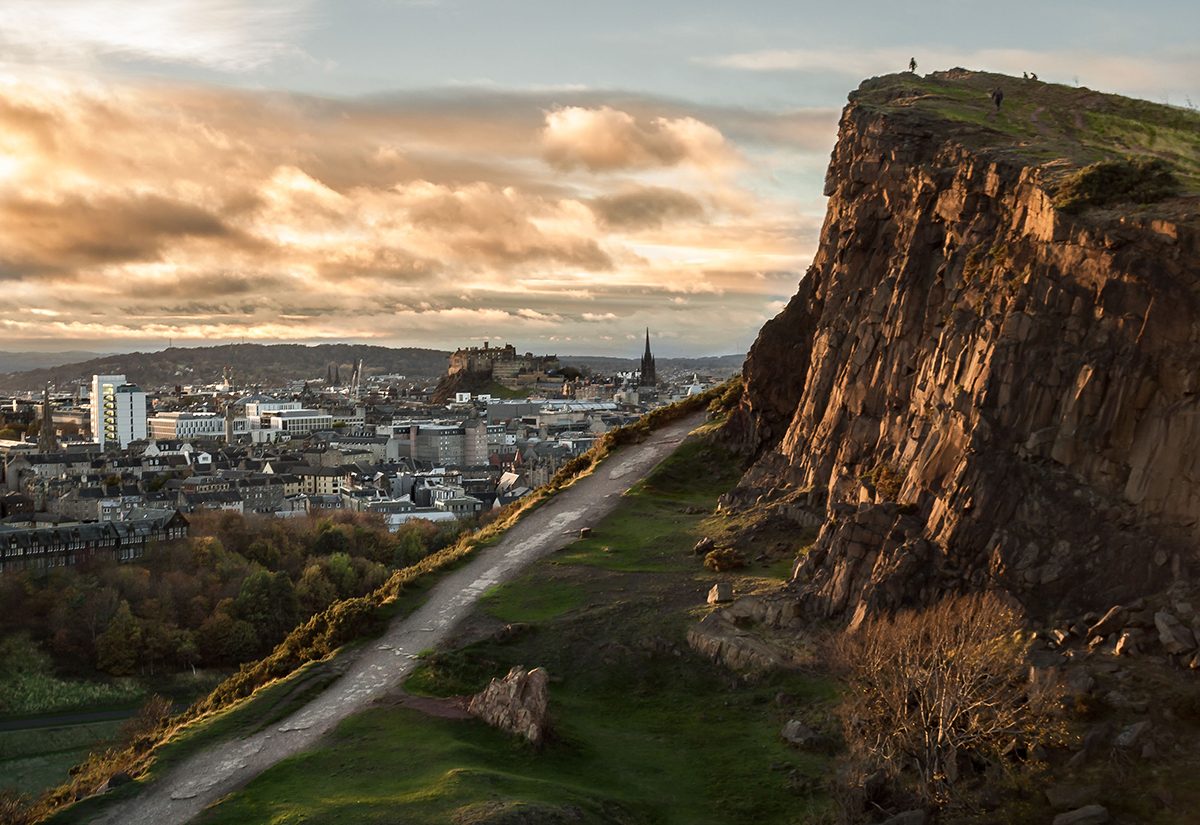 In Edinburgh, try Arthur's Seat and Salisbury Crags for clear views to the west. Credit: EduardoRM / Getty Images