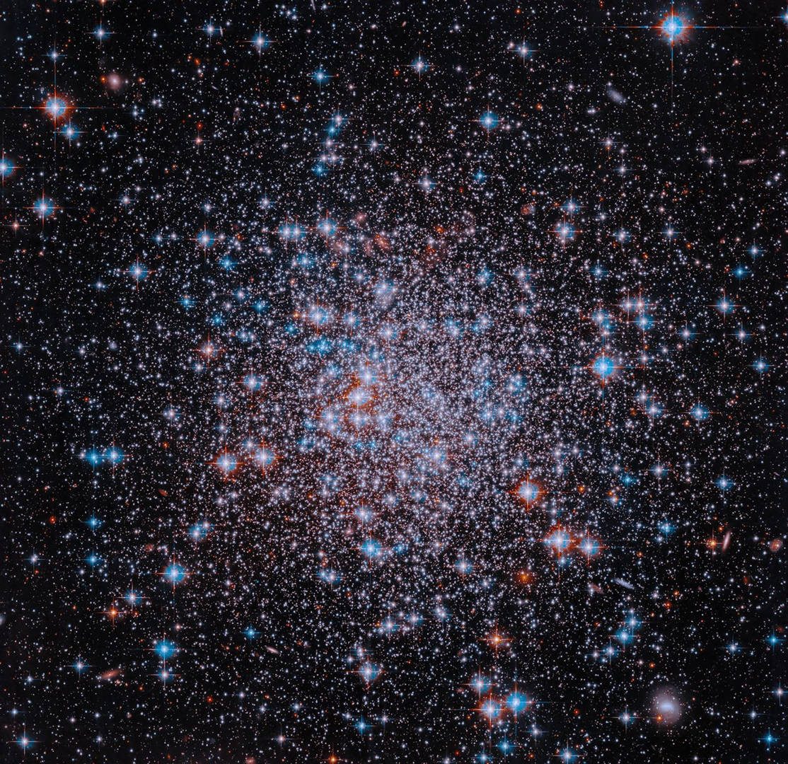 Globular cluster NGC 6426. These ancient star clusters are among the oldest objects in the Universe. Credit: NASA, ESA, and A. Dotter (Dartmouth College). Image processing: Gladys Kober (NASA/Catholic University of America)