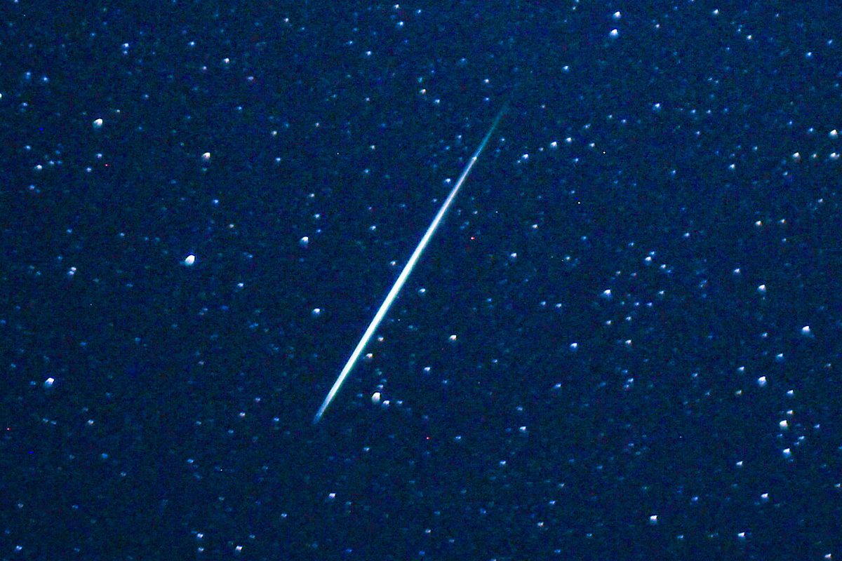 Geminid meteor. Credit: Toshihiro Nakajima / Getty Images