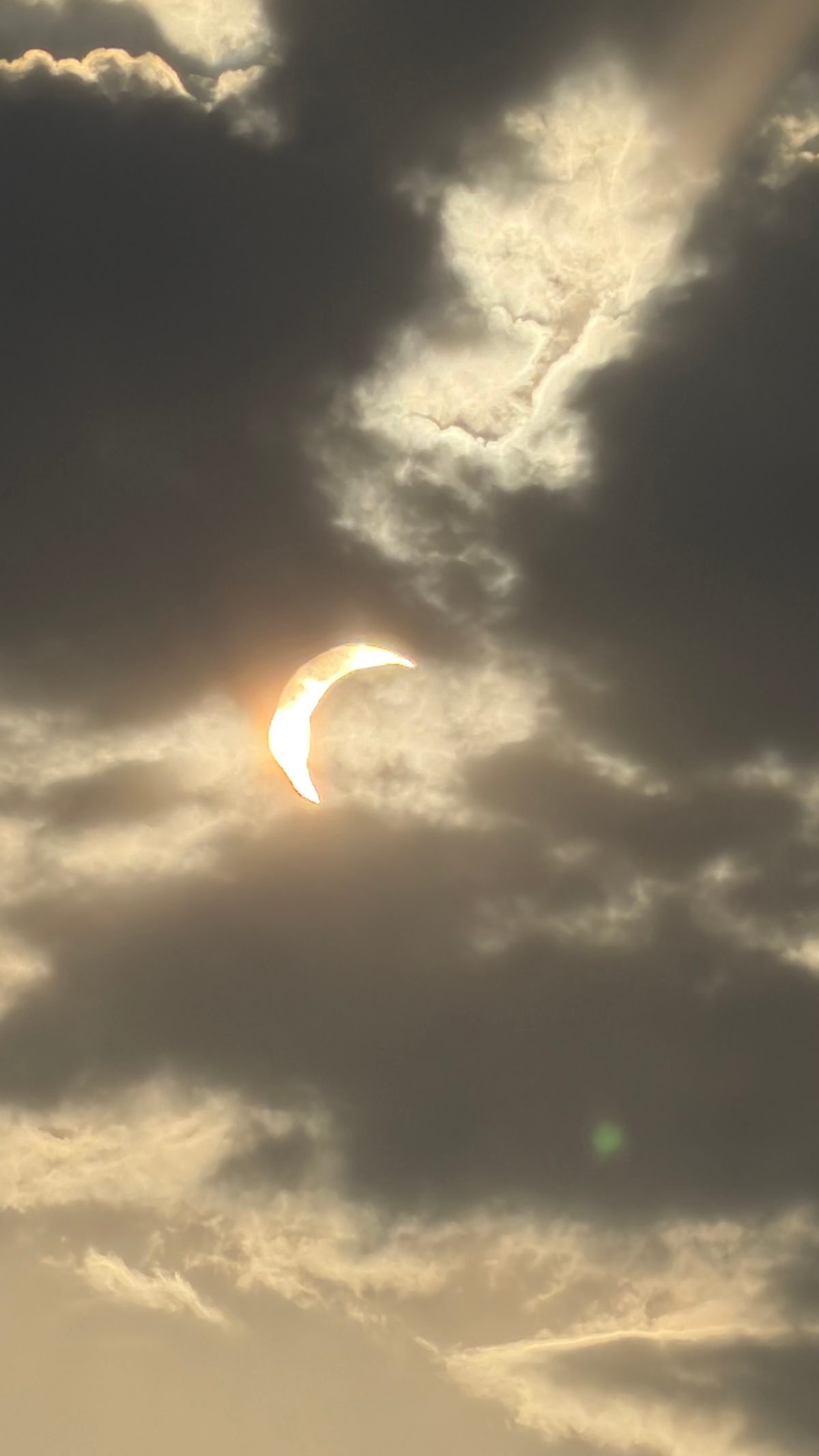 Another cloudy solar eclipse photo! This one was captured by Beth Mann from Walsall, West Midlands, UK, 12 August 2026. Equipment: iPhone 17 #eclipse #eclipse2026 #solareclipse #solareclipse2026 #totaleclipse #totaleclipse2026