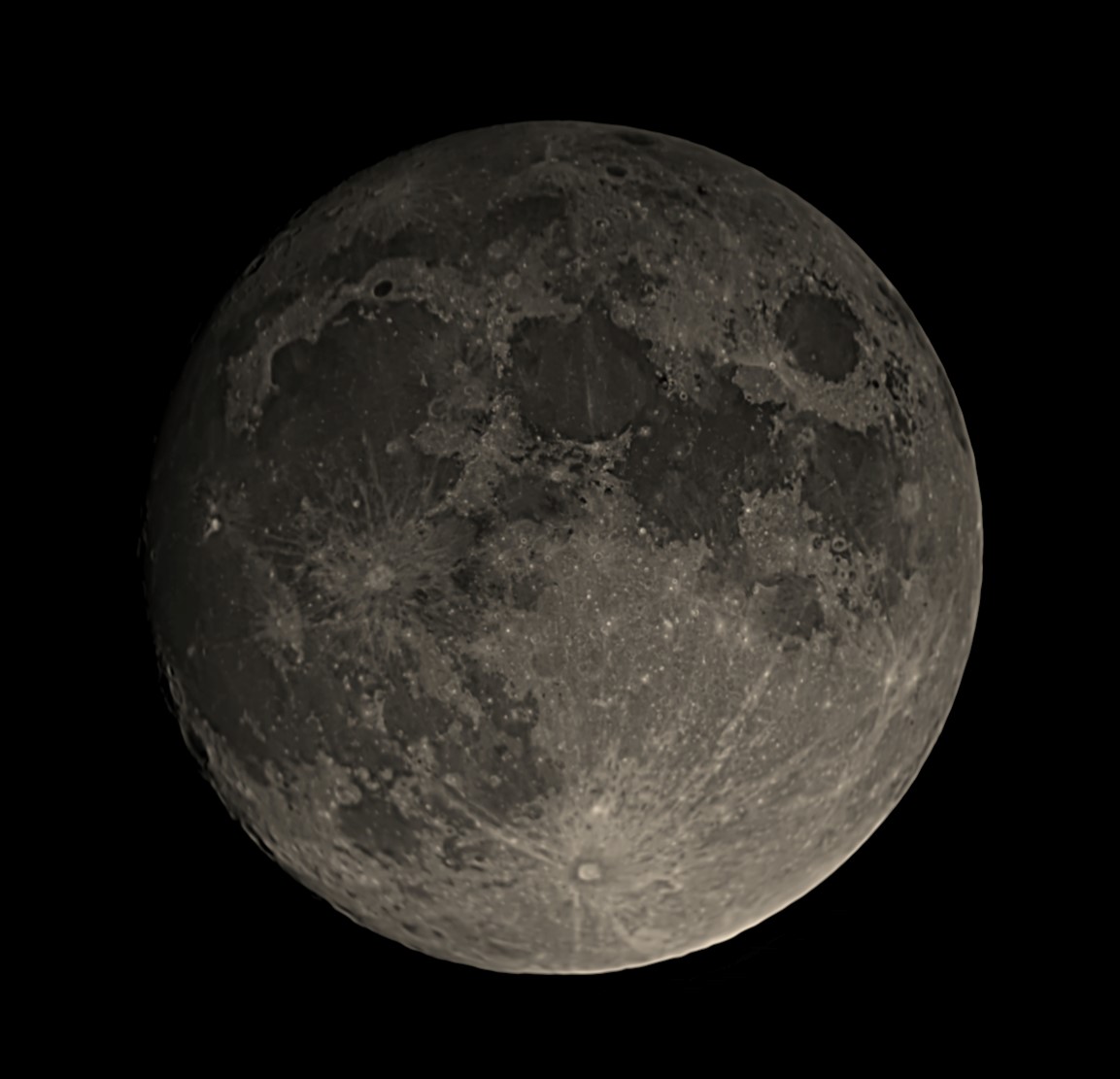 The Moon by smartphone Daniel Ruy Pereira, Oldham, Greater Manchester, 8 October 2022 Equipment: Samsung Galaxy Note Ultra 20 smartphone camera, Sky-Watcher Heritage 130p telescope, improvised mount