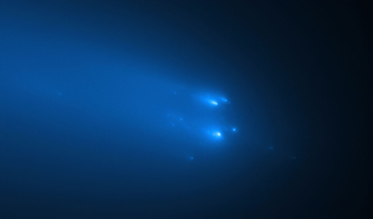 Hubble captures the break-up of comet C/2019 Y4 (ATLAS). Credit&nbsp;NASA, ESA, D. Jewitt (UCLA), Q. Ye (University of Maryland)