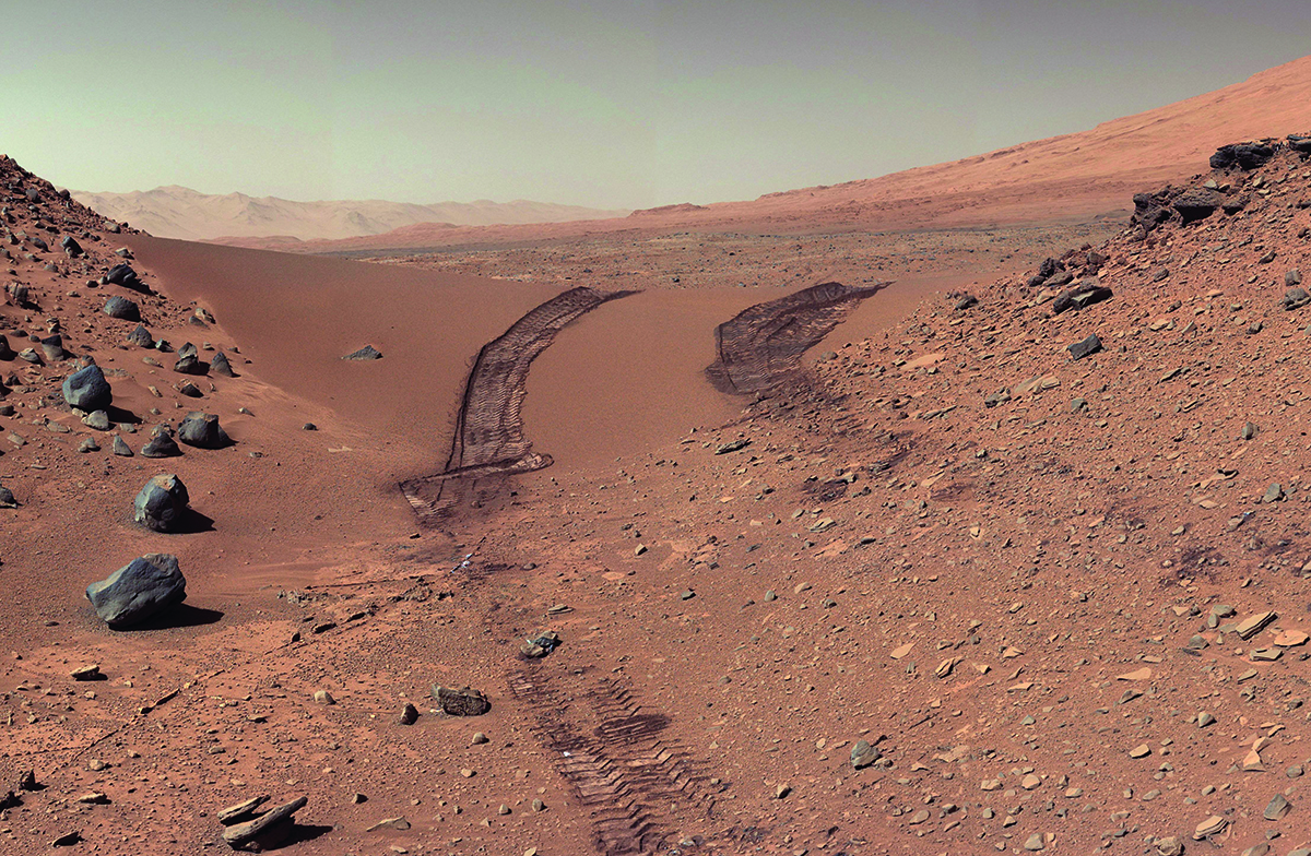 Curiosity’s tracks in Gale Crater on Mars. Credit: NASA/JPL-Caltech