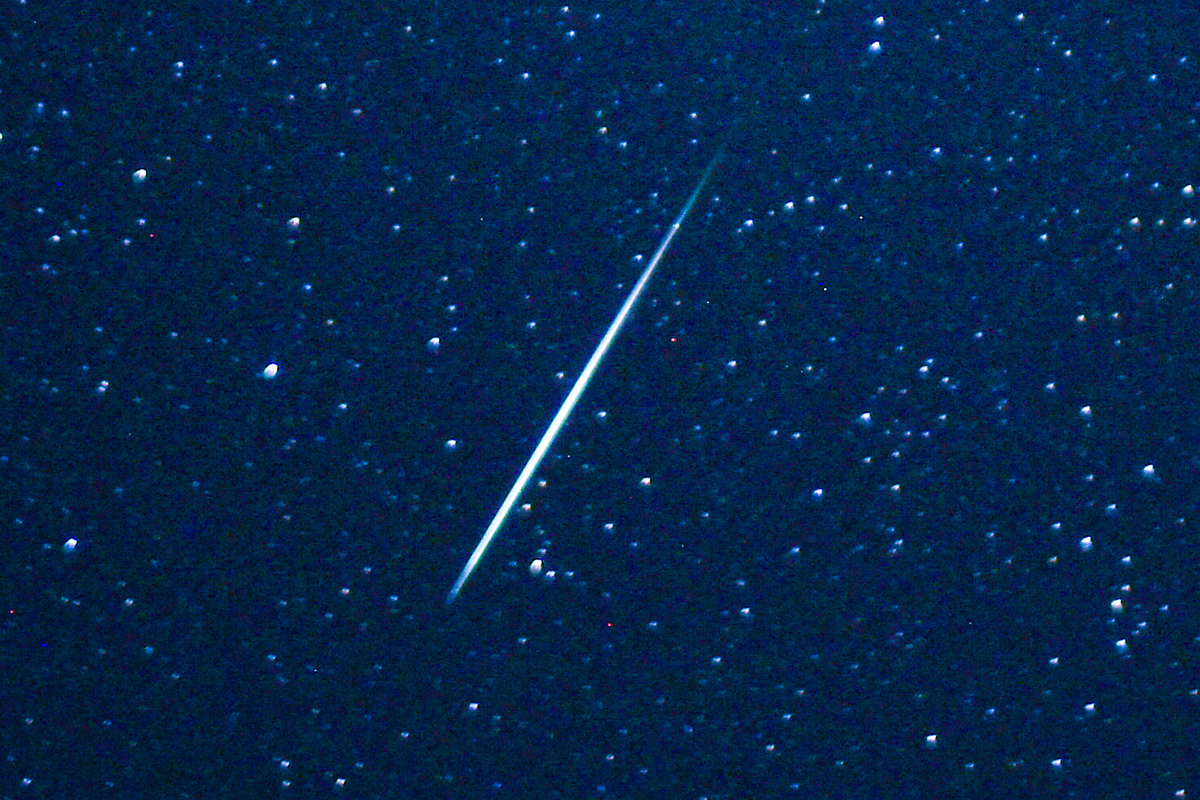 Geminid meteor. Credit: Toshihiro Nakajima / Getty Images