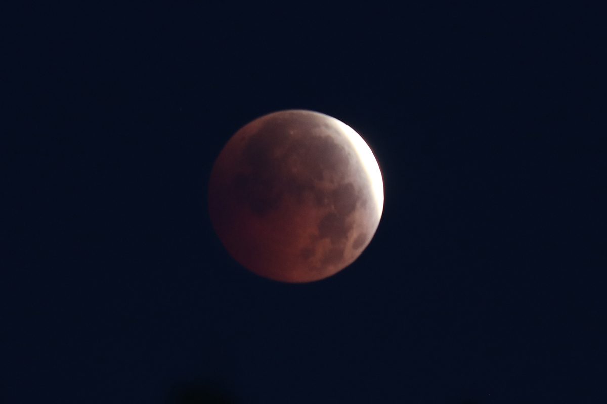 Thanks to Lauren Hodgson-King for sending us this image of the partial lunar eclipse on 28 August 2026 from Leigh-on-Sea, Essex, UK at 05:08 local time, which comes with quite a funny background story! "I wanted to set up my telescope in the garden but the Moon was behind a big tree," says Lauren, "so I ended up shooting this 1.3s exposure with my camera, holding it balanced on the bathroom tap out of the window of our loft room! Equipment: Canon EOS 77D DLSR camera, bathroom tap Exposure: ISO 400, 300mm, f/5.6, 1 1/3s