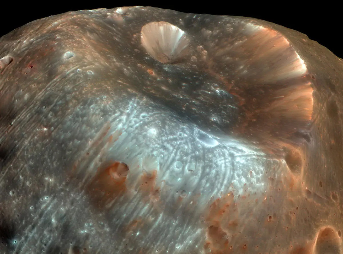 Stickney Crater is the largest crater on Mars's moon Phobos. Credit: NASA/JPL-Caltech/University of Arizona
