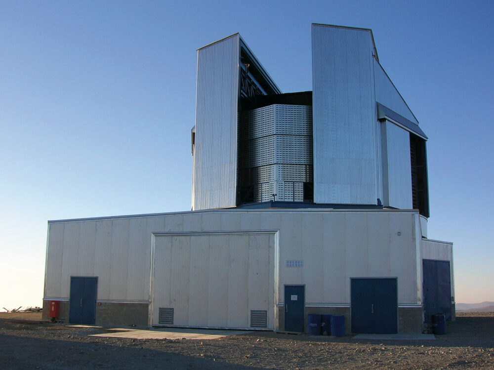 VISTA (Visible and Infrared Survey Telescope for Astronomy). Credit: ESO
