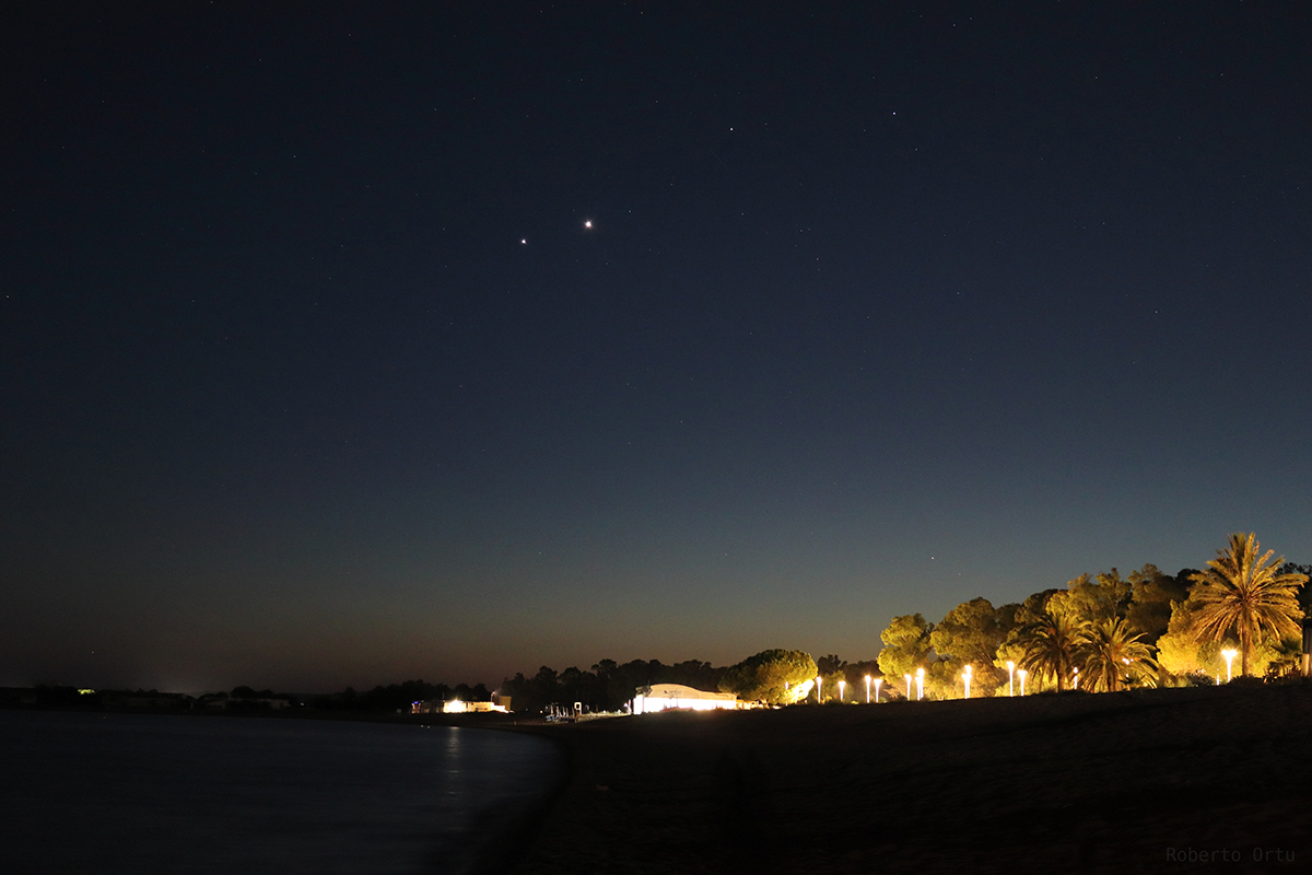 Thanks to Roberto Ortu for sending us this image of Venus and Jupiter, just hours away from the close conjunction, captured from Marina di Torre Grande, Sardinia, Italy, 8 June 2026, 22:08 local time. Roberto says: "This is a photo clearly showing the planets Jupiter and Venus, now just hours away from the close conjunction of 9 June 2026. "At the bottom right, you can also see the planet Mercury and, at the top of the image, you can see Pollux and Castor, the brightest stars in Gemini." Equipment: Canon EOS R100 DSLR camera, RF-S 18–45mm lens Exposure: ISO 1600, f/5.6, 4s #venus #jupiter #venusjupiter #stargazing #astrophotography