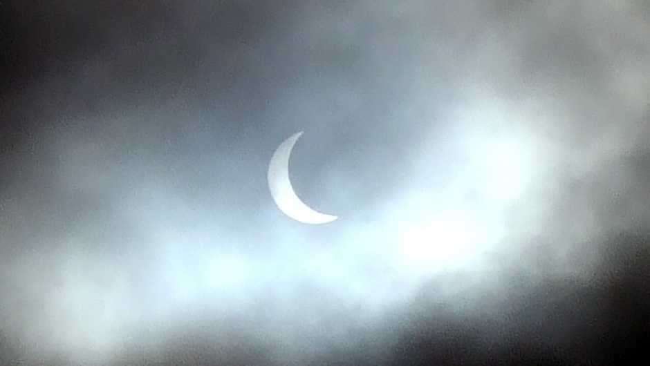 Cloudy Eclipse over Glasgow Cloudy Eclipse over Glasgow