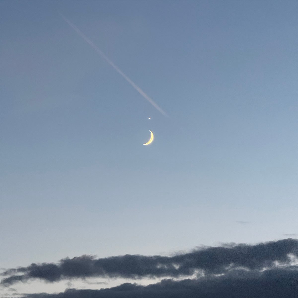 Helene Saskia Bazuin captured this view of Venus and the Moon on 17 June 2026 from the Netherlands, 23:00 local time, using an iPhone