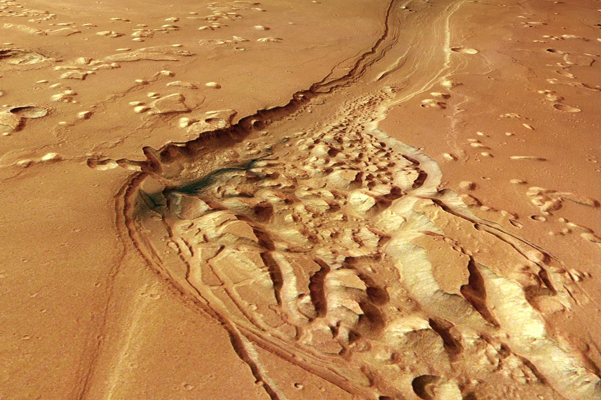 A bird's eye view of Shalbatana Vallis, a large channel near Mars’s equator, captured by the Mars Express spacecraft. Credit: ESA/DLR/FU Berlin